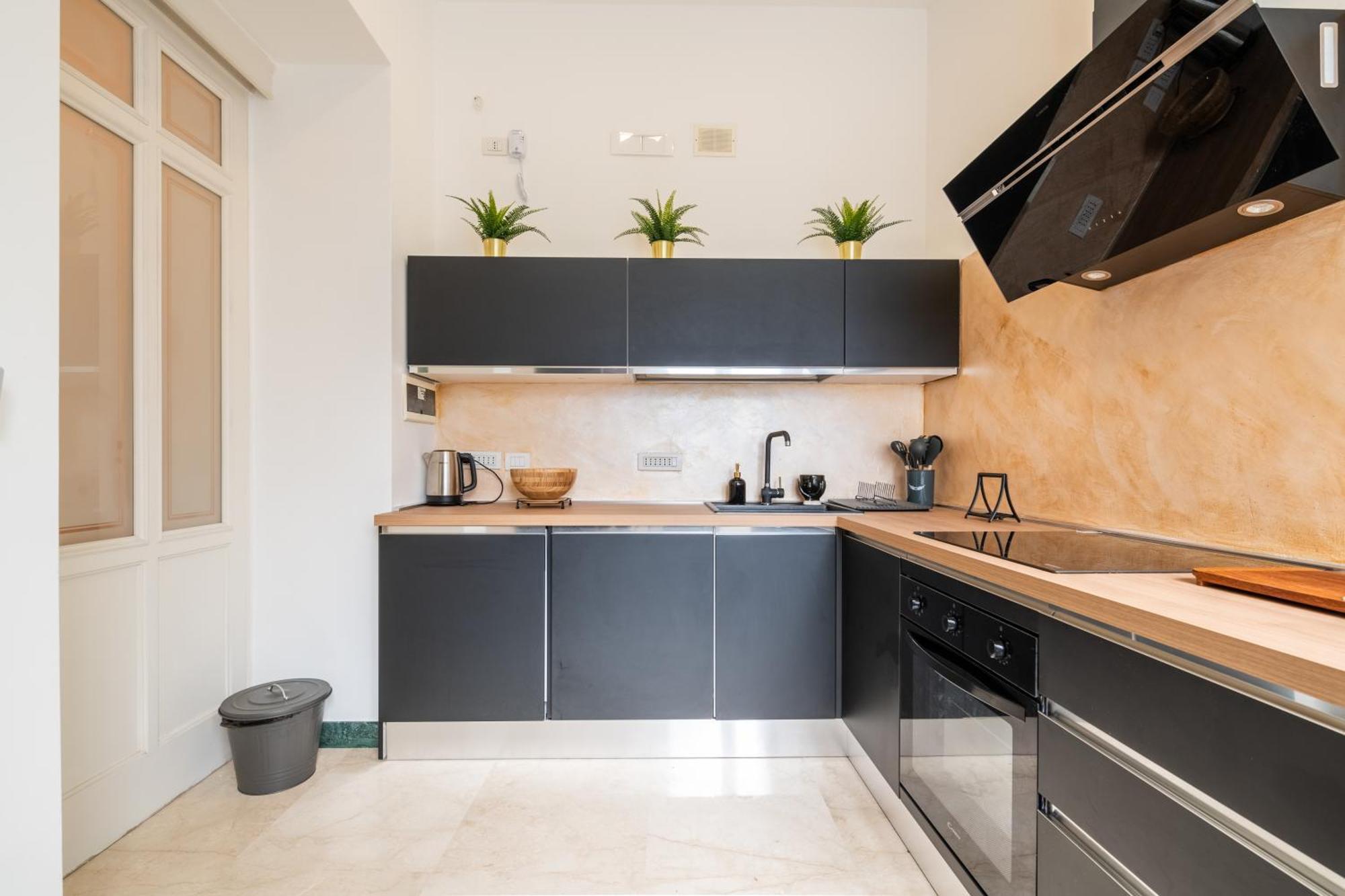 The One - Luxury Seaview With Piano Apartment *