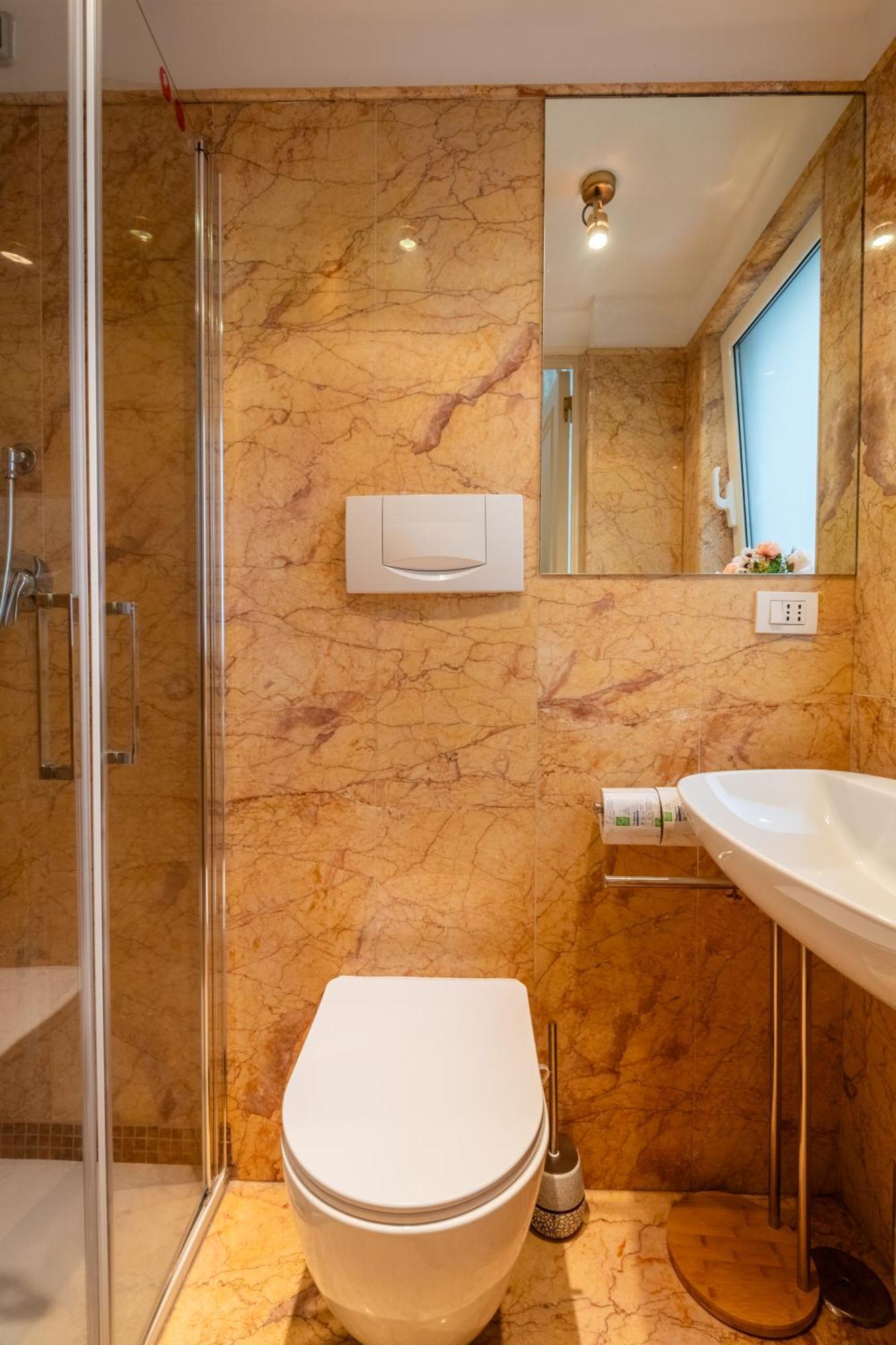 The One - Luxury Seaview With Piano Apartment *